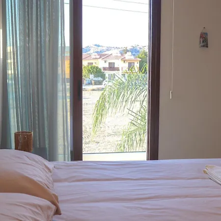 Marios Villa Larnaca